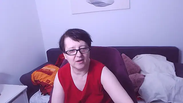 Snapshot of ChristaRose chatting on 10, 7, 2026 ChristaRose online show from 10, 7, 2026