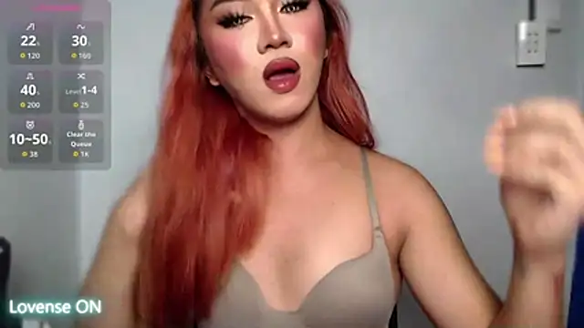 Snapshot of Local_Hoelyx chatting on 30, 10, 2025 Local Hoelyx online show from 30, 10, 2025