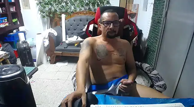 Snapshot of alexam_gal@xh chatting on 23, 12, 2024 alexam galxh online show from 23, 12, 2024