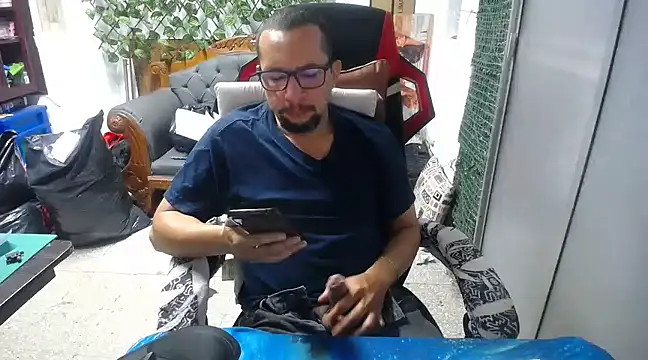 Snapshot of alexam_gal@xh chatting on 10, 2, 2025 alexam galxh online show from 10, 2, 2025