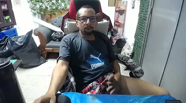 Snapshot of alexam_gal@xh chatting on 17, 2, 2025 alexam galxh online show from 17, 2, 2025