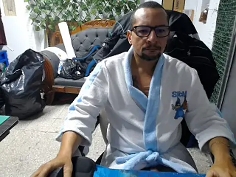 Snapshot of alexam_gal@xh chatting on 12, 3, 2025 alexam galxh online show from 12, 3, 2025