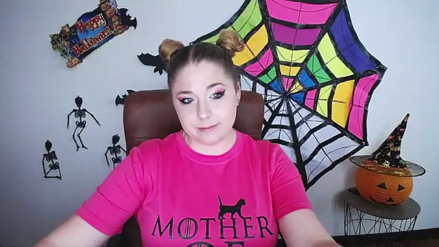 Snapshot of JessikaDaniel chatting on 28, 10, 2025 JessikaDaniel online show from 28, 10, 2025