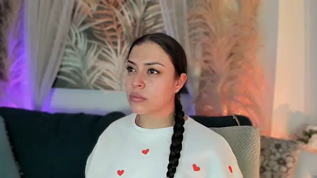 Nicolle W online show from 13, 2, 2026