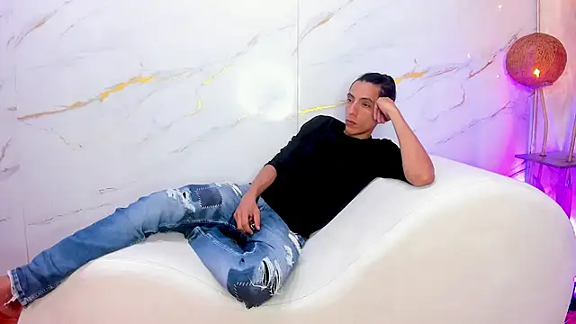 Snapshot of SecretsParty chatting on 8, 3, 2026 SecretsParty online show from 8, 3, 2026