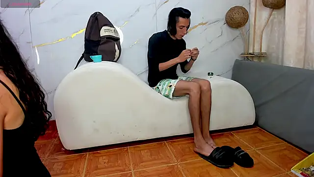 Snapshot of SecretsParty chatting on 12, 4, 2026 SecretsParty online show from 12, 4, 2026