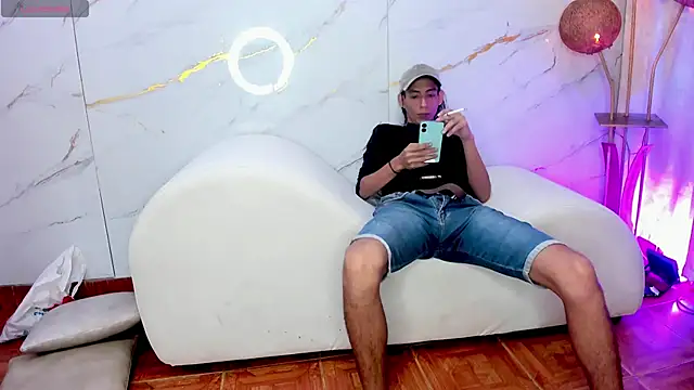 Snapshot of SecretsParty chatting on 14, 4, 2026 SecretsParty online show from 14, 4, 2026