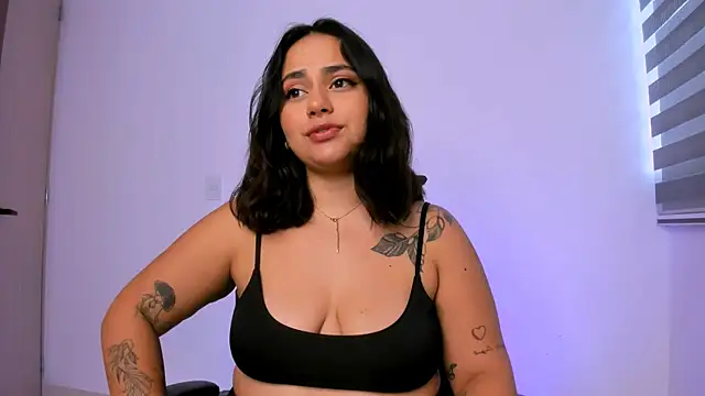 Snapshot of susy_angel chatting on 18, 4, 2026 susy angel online show from 18, 4, 2026