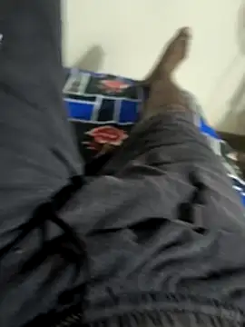 giri1817 online show from 14, 1, 2026