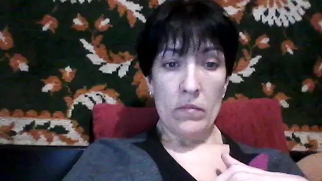 SunnyAmorre online show from 4, 12, 2025