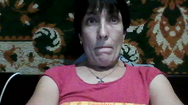 Snapshot of SunnyAmorre chatting on 7, 6, 2026 SunnyAmorre online show from 7, 6, 2026