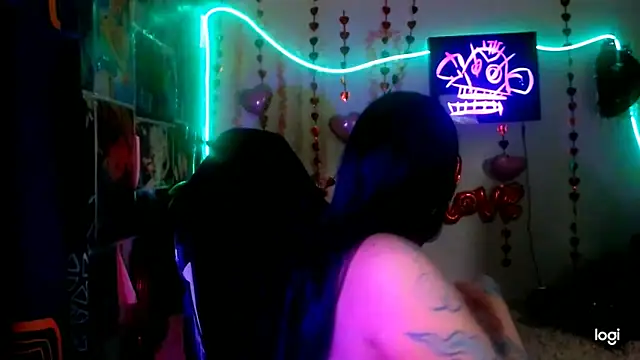 Snapshot of JINX_26 chatting on 4, 4, 2026 JINX 26 online show from 4, 4, 2026