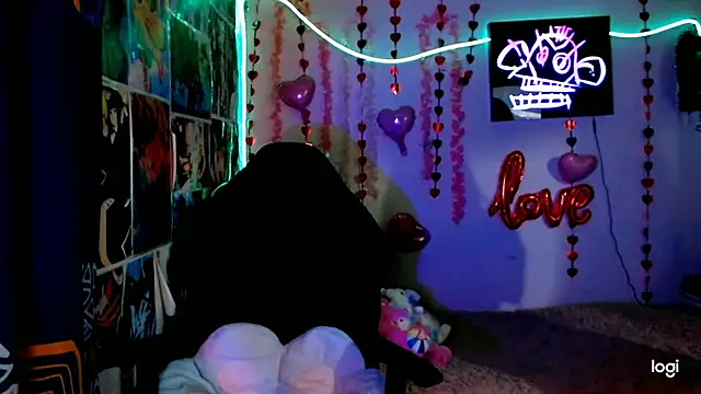 Snapshot of JINX_26 chatting on 15, 4, 2026 JINX 26 online show from 15, 4, 2026