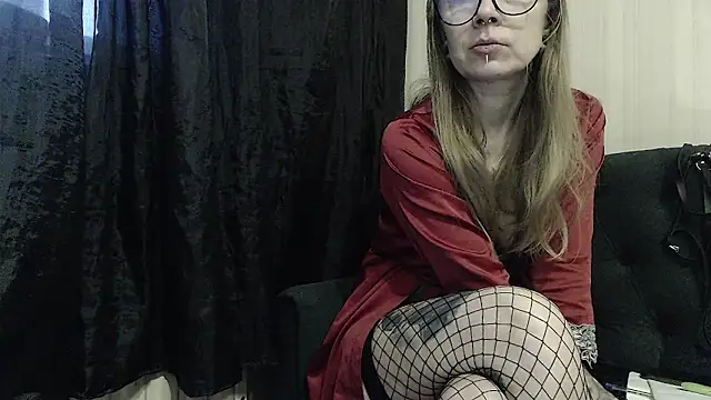 Snapshot of alexandra_zaryanova chatting on 25, 10, 2025 alexandra zaryanova online show from 25, 10, 2025