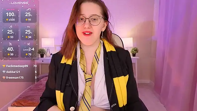 Charmy Gracy online show from 16, 12, 2024