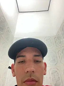 Snapshot of Fabian_1010sex chatting on 13, 3, 2026 Fabian 1010sex online show from 13, 3, 2026