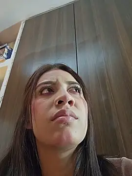 Snapshot of Rebeca_xs chatting on 6, 3, 2026 Rebeca xs online show from 6, 3, 2026