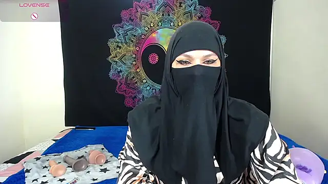 evelyn  salah online show from 28, 10, 2025