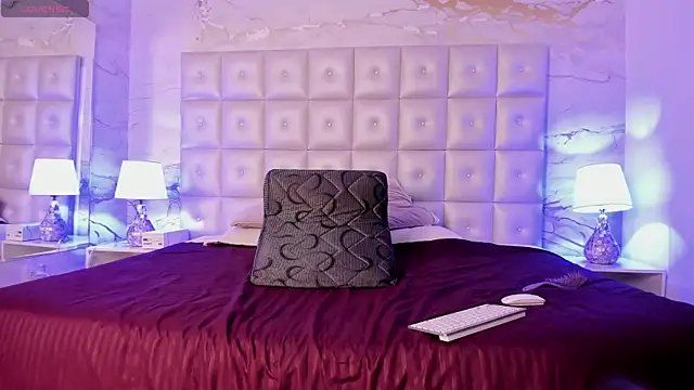 Scarleett 22 online show from 10, 3, 2025