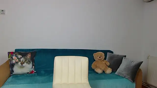 SaraDaisy online show from 22, 1, 2025