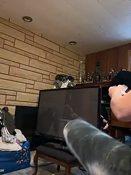 Mini And The Bear online show from 3, 3, 2026