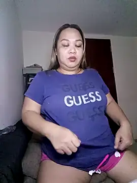 Snapshot of Sweet_asian_kylie chatting on 2, 3, 2025 Sweet asian kylie online show from 2, 3, 2025