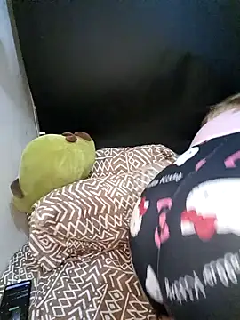 Snapshot of Sweet_asian_kylie chatting on 19, 10, 2025 Sweet asian kylie online show from 19, 10, 2025