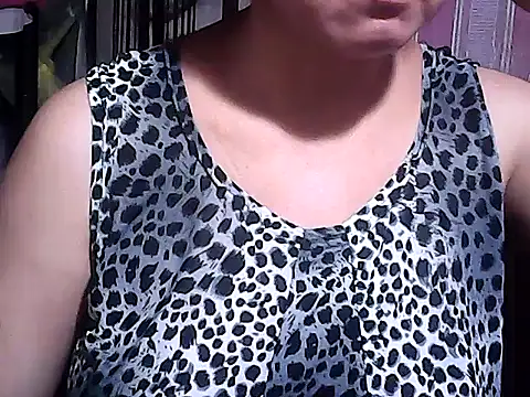 Snapshot of sweetsosie18 chatting on 14, 11, 2025 sweetsosie18 online show from 14, 11, 2025