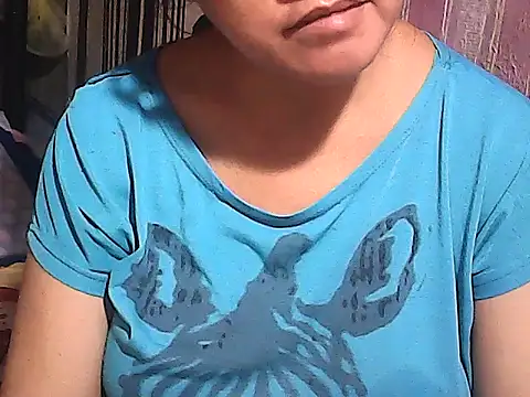 Snapshot of sweetsosie18 chatting on 20, 11, 2025 sweetsosie18 online show from 20, 11, 2025