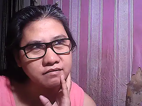 Snapshot of sweetsosie18 chatting on 23, 11, 2025 sweetsosie18 online show from 23, 11, 2025