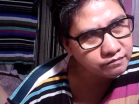 Snapshot of sweetsosie18 chatting on 28, 11, 2025 sweetsosie18 online show from 28, 11, 2025