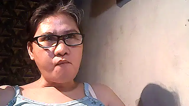 Snapshot of sweetsosie18 chatting on 5, 12, 2025 sweetsosie18 online show from 5, 12, 2025