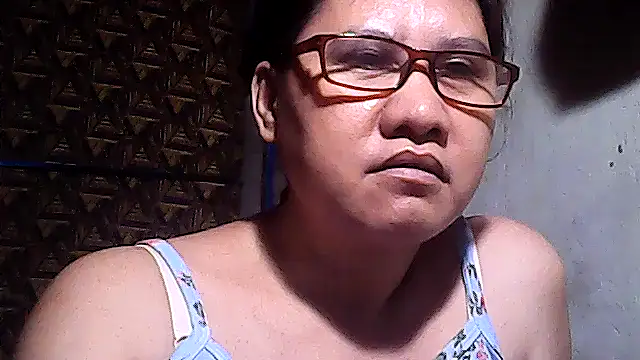 Snapshot of sweetsosie18 chatting on 22, 4, 2026 sweetsosie18 online show from 22, 4, 2026