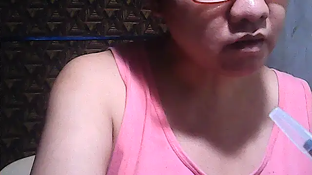 Snapshot of sweetsosie18 chatting on 30, 4, 2026 sweetsosie18 online show from 30, 4, 2026
