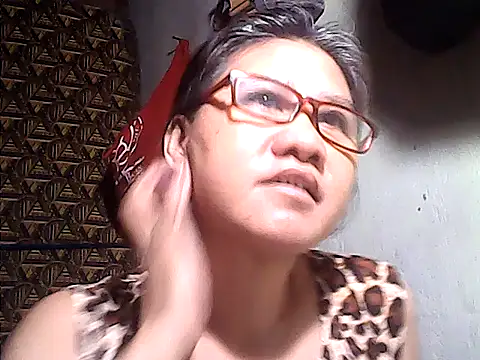 Snapshot of sweetsosie18 chatting on 17, 5, 2026 sweetsosie18 online show from 17, 5, 2026