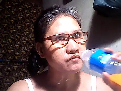 Snapshot of sweetsosie18 chatting on 26, 5, 2026 sweetsosie18 online show from 26, 5, 2026