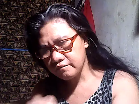Snapshot of sweetsosie18 chatting on 6, 6, 2026 sweetsosie18 online show from 6, 6, 2026
