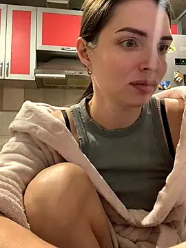 SeducingYoghourt online show from 5, 11, 2025