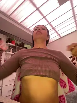 Snapshot of MadisonCambel chatting on 3, 3, 2026 MadisonCambel online show from 3, 3, 2026