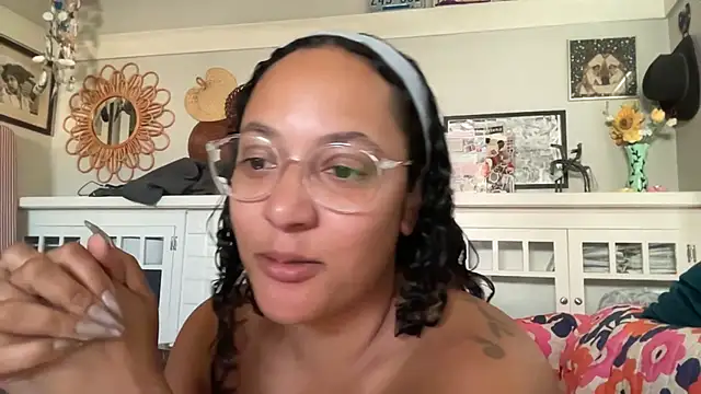 dreamyriri online show from 12, 3, 2026