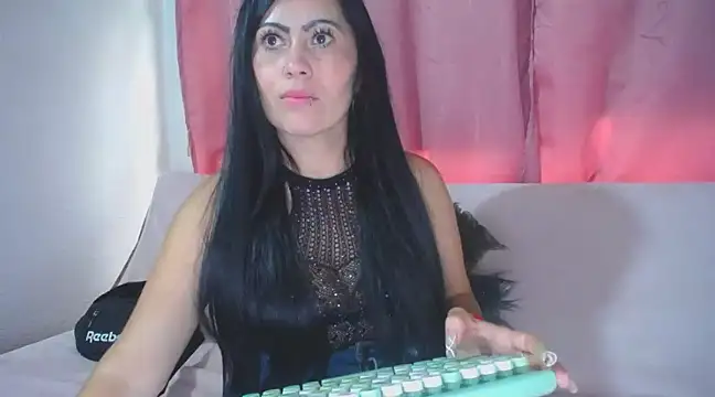 Tania mature online show from 18, 2, 2025