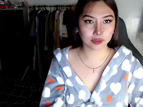 Snapshot of urqueendominant chatting on 23, 3, 2025 urqueendominant online show from 23, 3, 2025