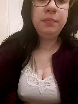 Snapshot of Tinka-Bella-Privat chatting on 23, 3, 2026 Tinka-Bella-Privat online show from 23, 3, 2026