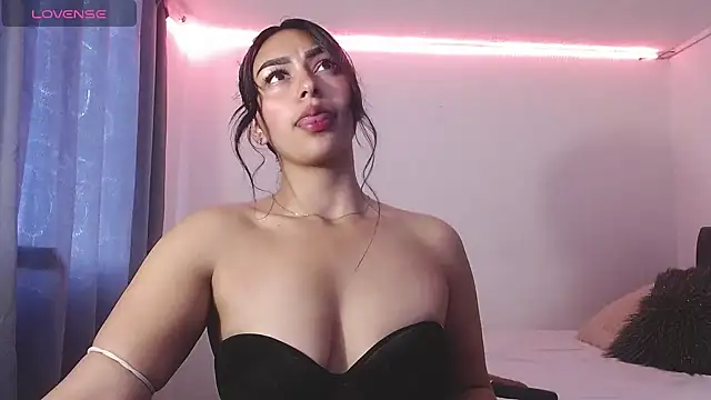 Snapshot of Melaniie01 chatting on 20, 4, 2026 Melaniie01 online show from 20, 4, 2026