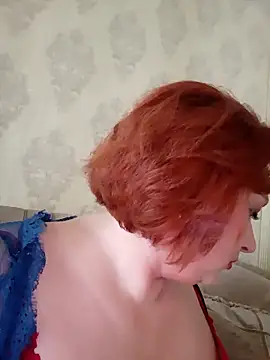 Snapshot of mom4you chatting on 11, 3, 2026 mom4you online show from 11, 3, 2026