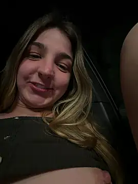 DoriDeluxe66 online show from 28, 2, 2026