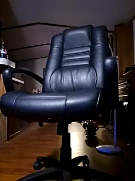 Snapshot of chosen923 chatting on 24, 10, 2025 chosen923 online show from 24, 10, 2025