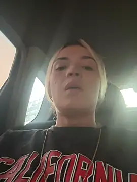 Snapshot of Sarita-candy chatting on 24, 2, 2025 Sarita-candy online show from 24, 2, 2025