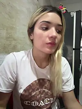 Snapshot of Sarita-candy chatting on 14, 3, 2025 Sarita-candy online show from 14, 3, 2025