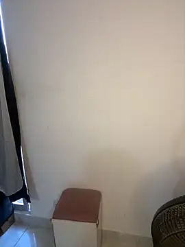 Snapshot of Sarita-candy chatting on 26, 10, 2025 Sarita-candy online show from 26, 10, 2025